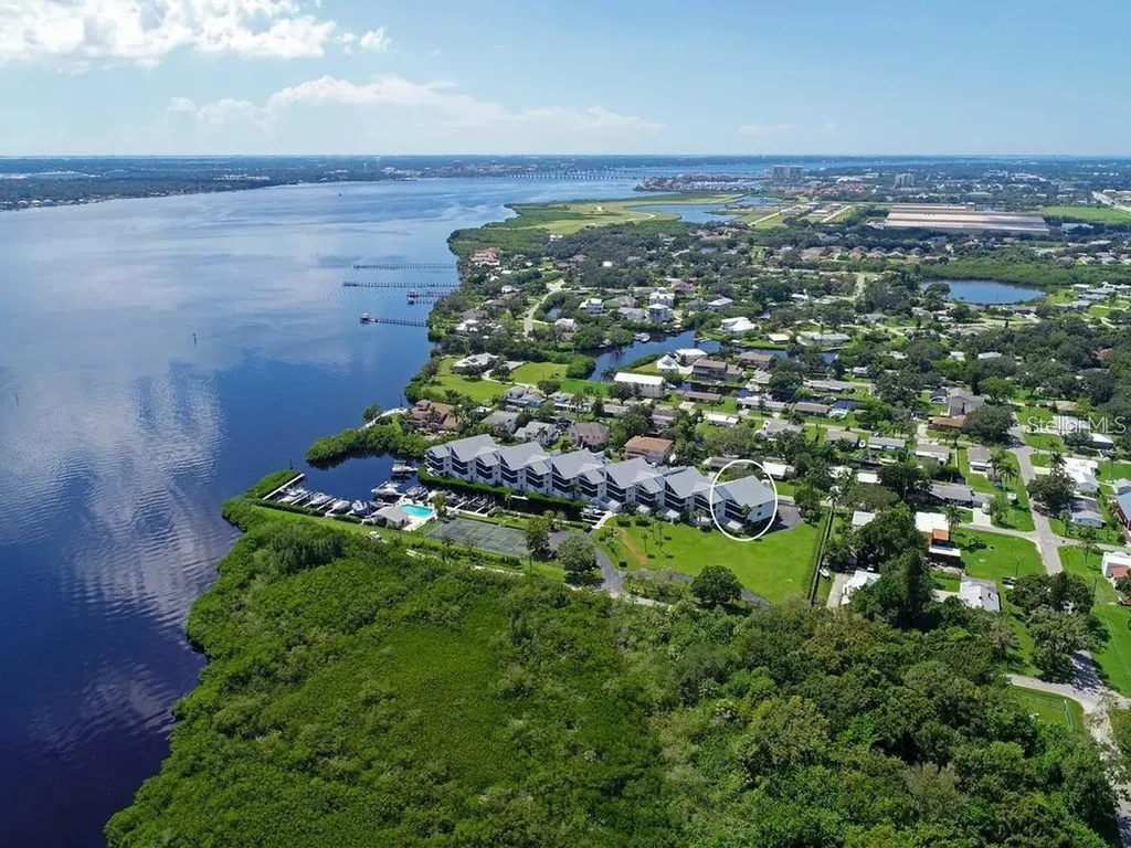 515 Leffingwell Avenue Ellenton FL 34222