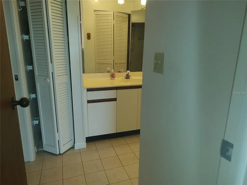 515 Leffingwell Avenue Ellenton FL 34222
