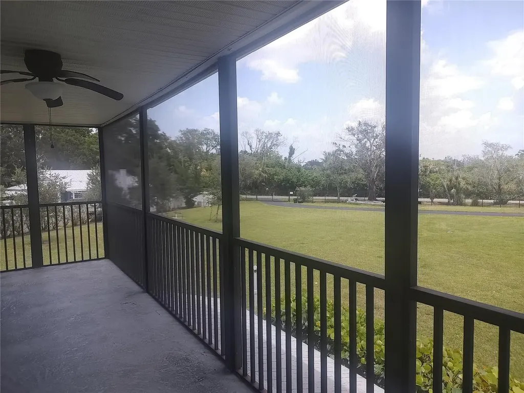 515 Leffingwell Avenue Ellenton FL 34222