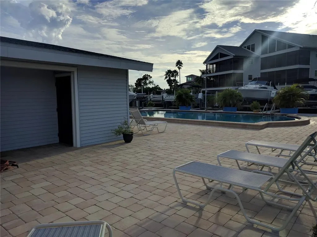 515 Leffingwell Avenue Ellenton FL 34222