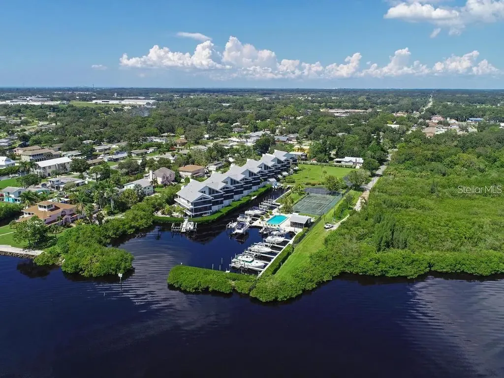 515 Leffingwell Avenue Ellenton FL 34222