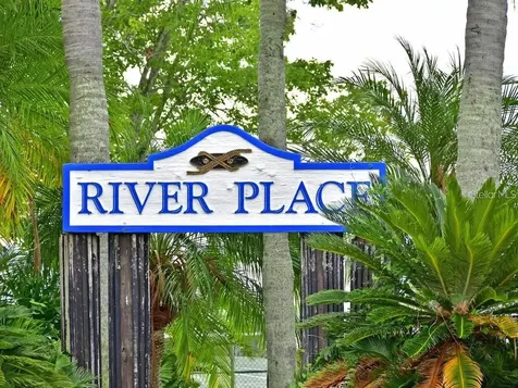 515 Leffingwell Avenue Ellenton FL 34222