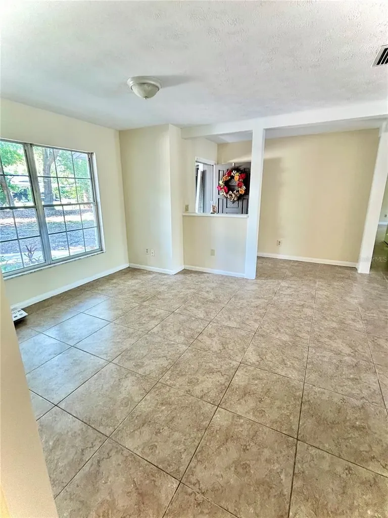 17017 Paula Lane Lutz FL 33558
