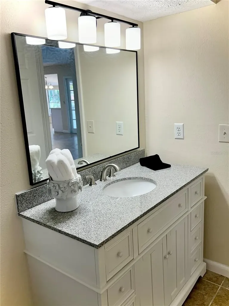 17017 Paula Lane Lutz FL 33558