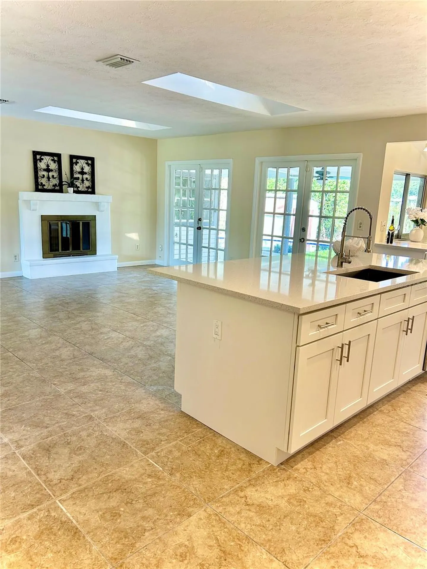 17017 Paula Lane Lutz FL 33558