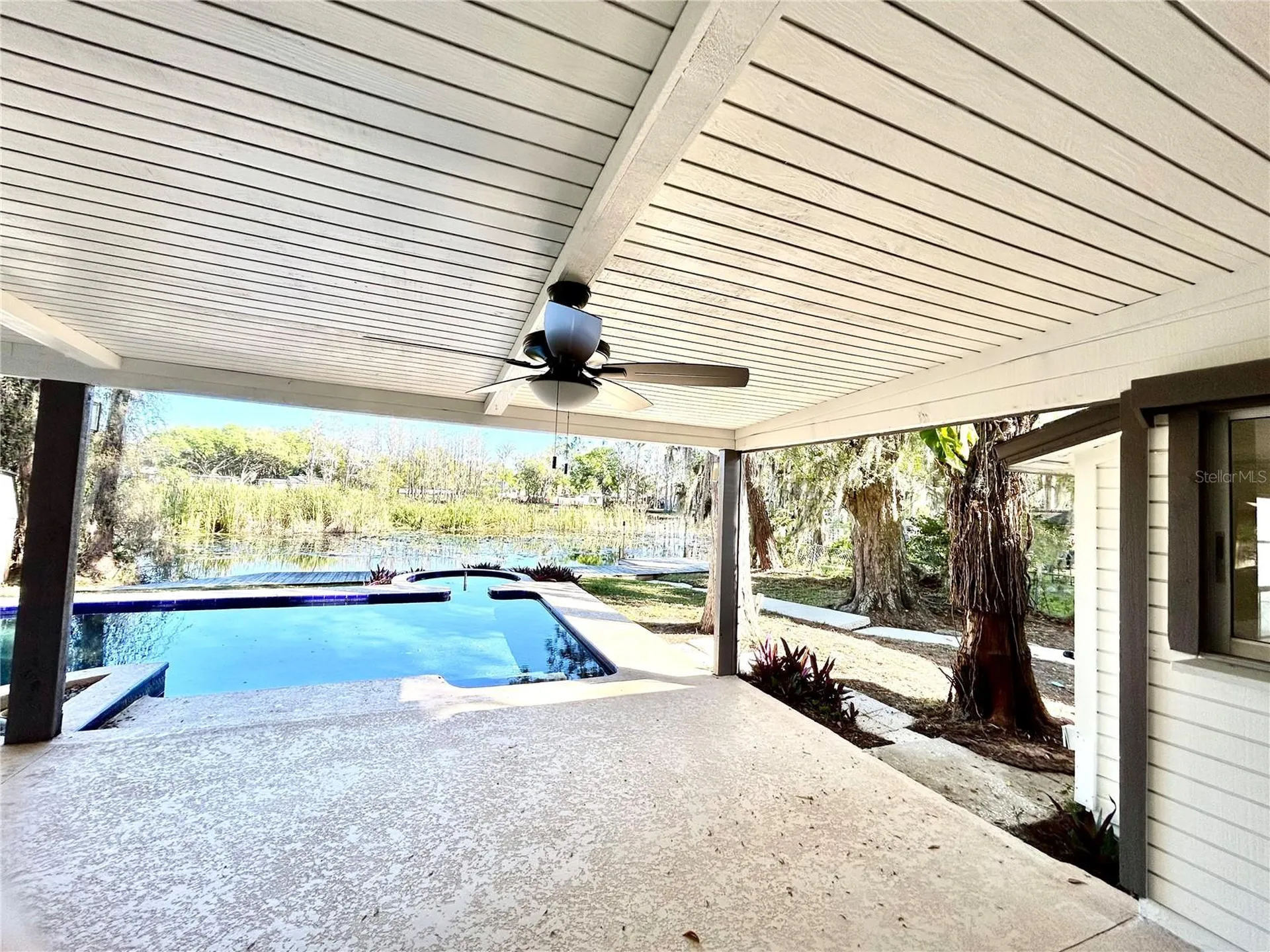 17017 Paula Lane Lutz FL 33558