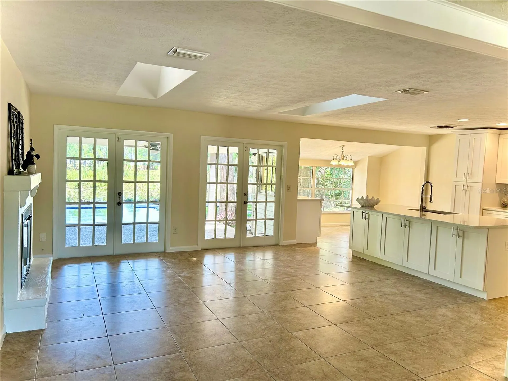 17017 Paula Lane Lutz FL 33558