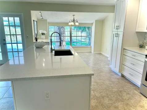 17017 Paula Lane Lutz FL 33558