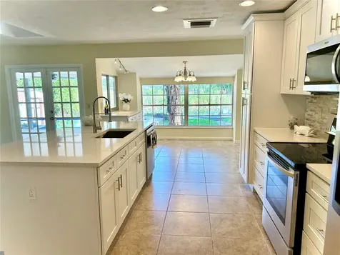 17017 Paula Lane Lutz FL 33558