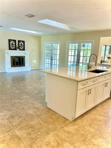 17017 Paula Lane Lutz FL 33558