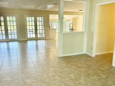 17017 Paula Lane Lutz FL 33558