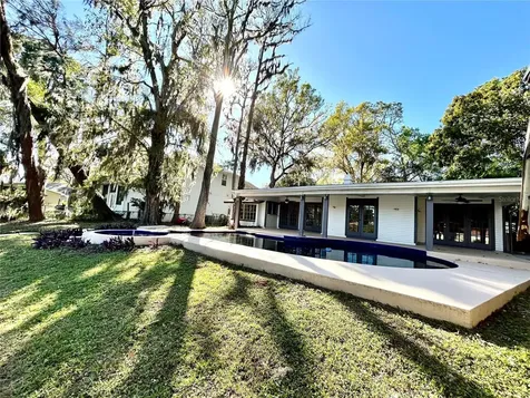 17017 Paula Lane Lutz FL 33558