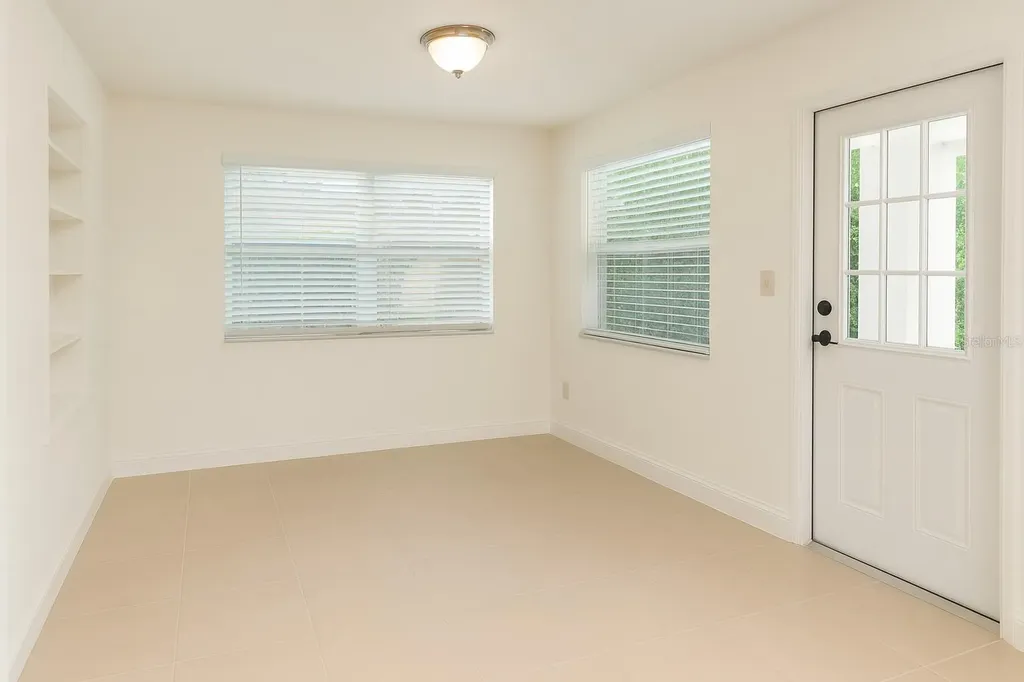 180 2nd Street SW Largo FL 33770
