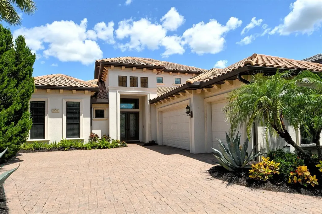 7638 Windy Hill Cove Bradenton FL 34202