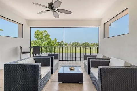 7638 Windy Hill Cove Bradenton FL 34202