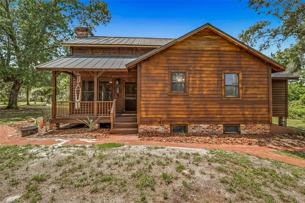 42328 Dogwood Avenue Deland FL 32720