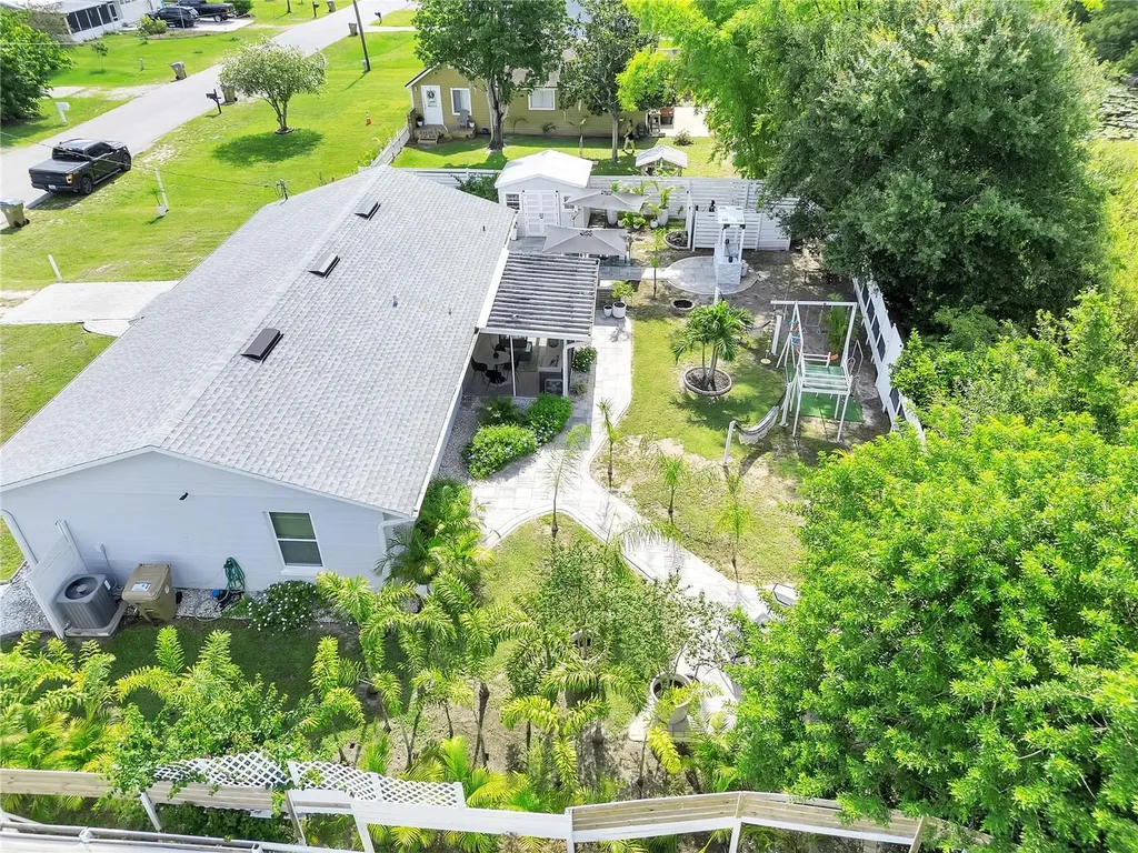 4754 Lake Shore Drive St Cloud FL 34772