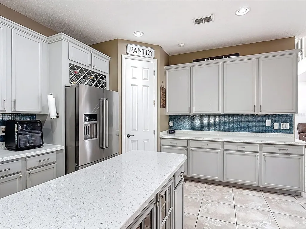 2460 The Oaks Boulevard Kissimmee FL 34746
