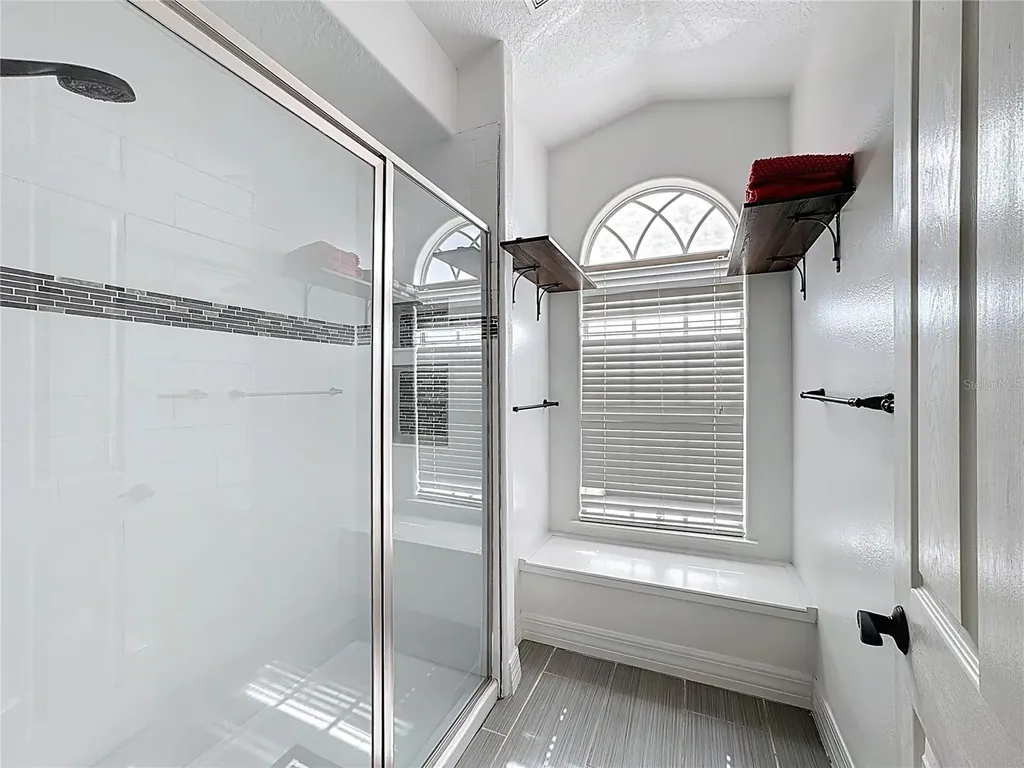 2460 The Oaks Boulevard Kissimmee FL 34746