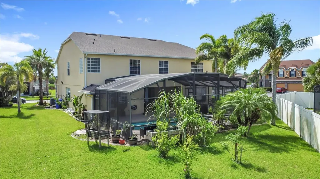 2460 The Oaks Boulevard Kissimmee FL 34746