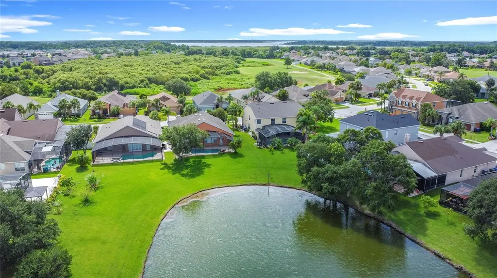 2460 The Oaks Boulevard Kissimmee FL 34746
