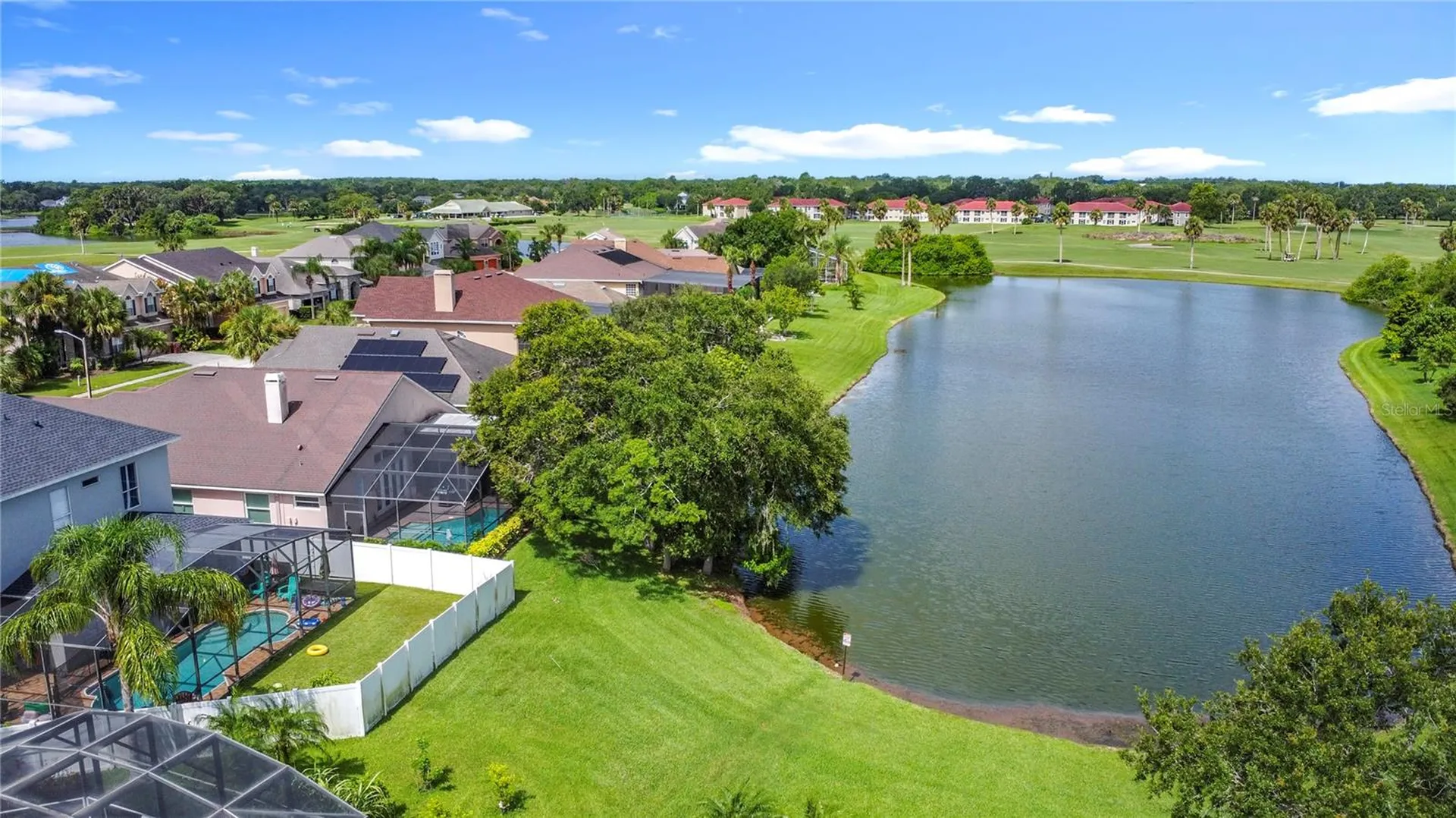 2460 The Oaks Boulevard Kissimmee FL 34746