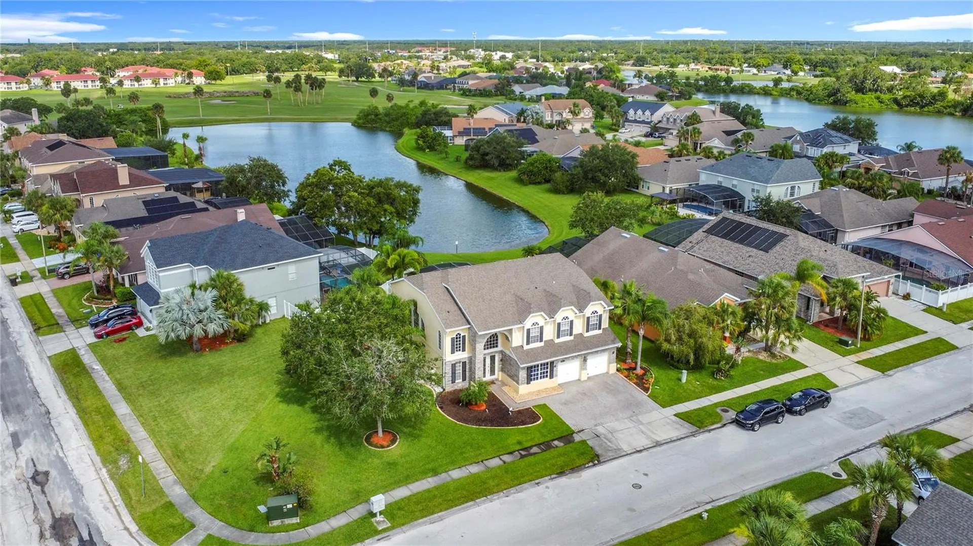 2460 The Oaks Boulevard Kissimmee FL 34746