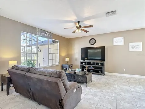 2460 The Oaks Boulevard Kissimmee FL 34746