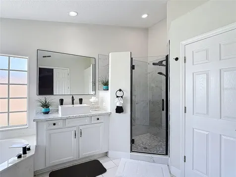 2460 The Oaks Boulevard Kissimmee FL 34746