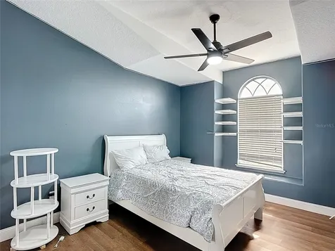 2460 The Oaks Boulevard Kissimmee FL 34746