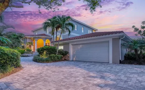 585 Gunwale Lane Longboat Key FL 34228