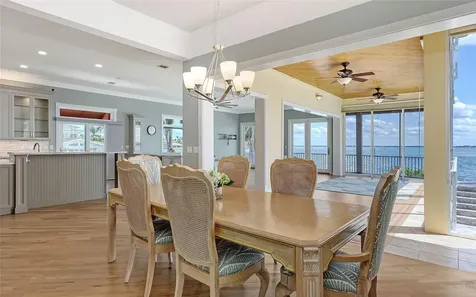 585 Gunwale Lane Longboat Key FL 34228