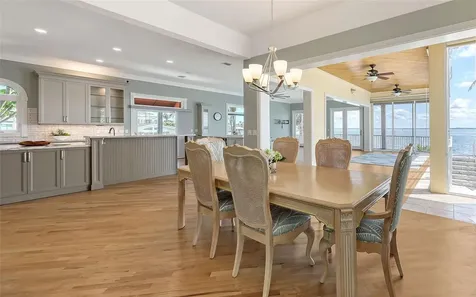 585 Gunwale Lane Longboat Key FL 34228