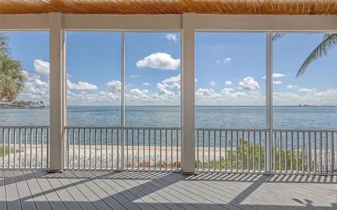 585 Gunwale Lane Longboat Key FL 34228