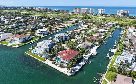 585 Gunwale Lane Longboat Key FL 34228