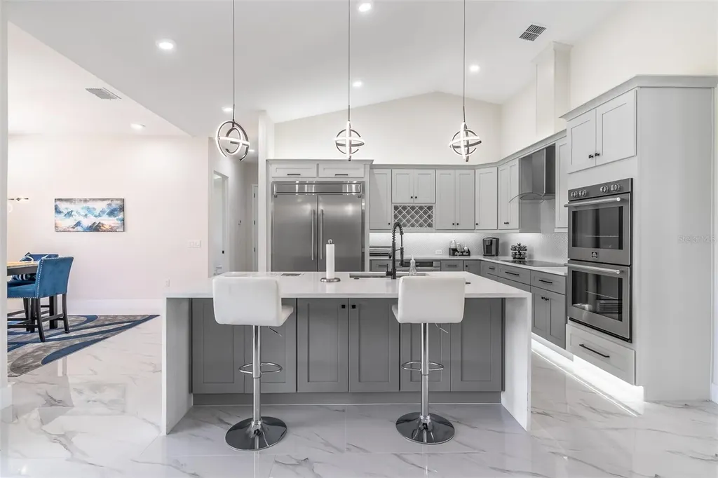 2943 Decker Avenue Orlando FL 32833