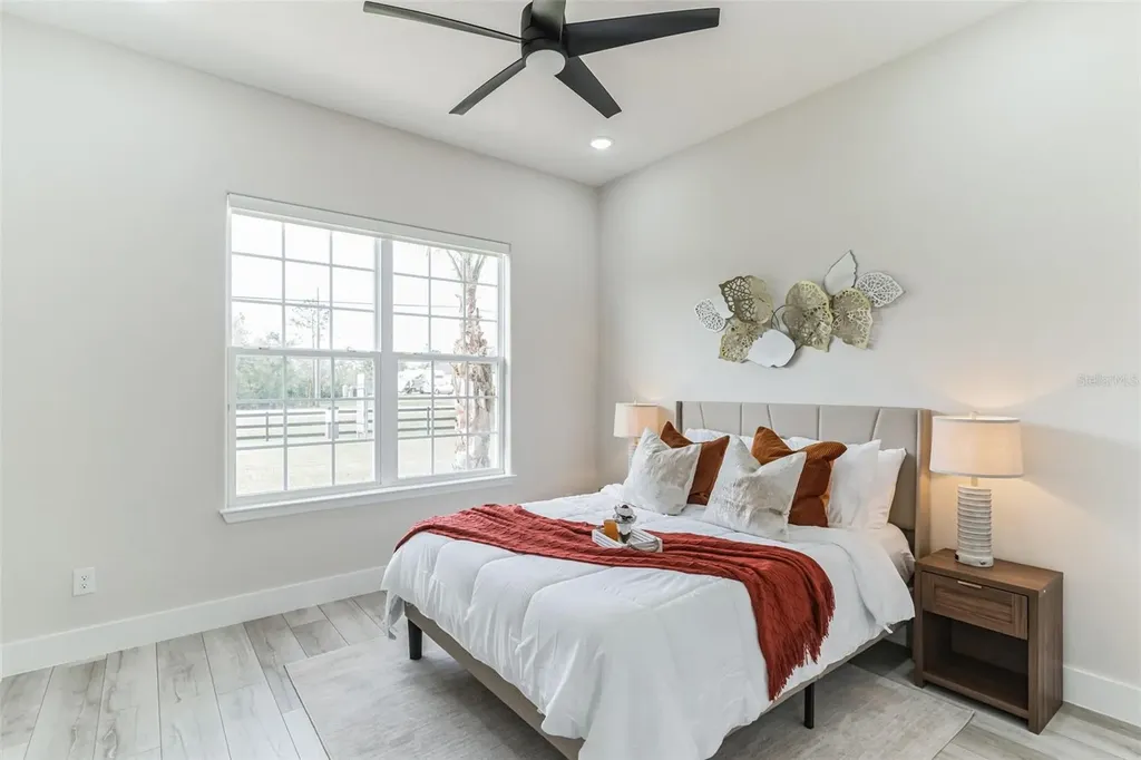 2943 Decker Avenue Orlando FL 32833