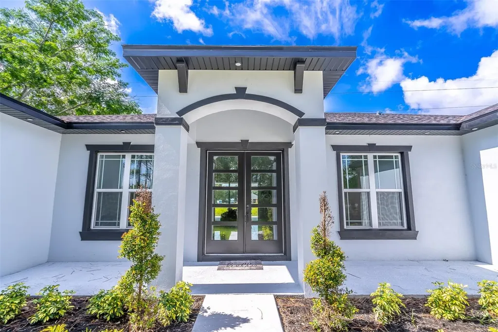 2943 Decker Avenue Orlando FL 32833