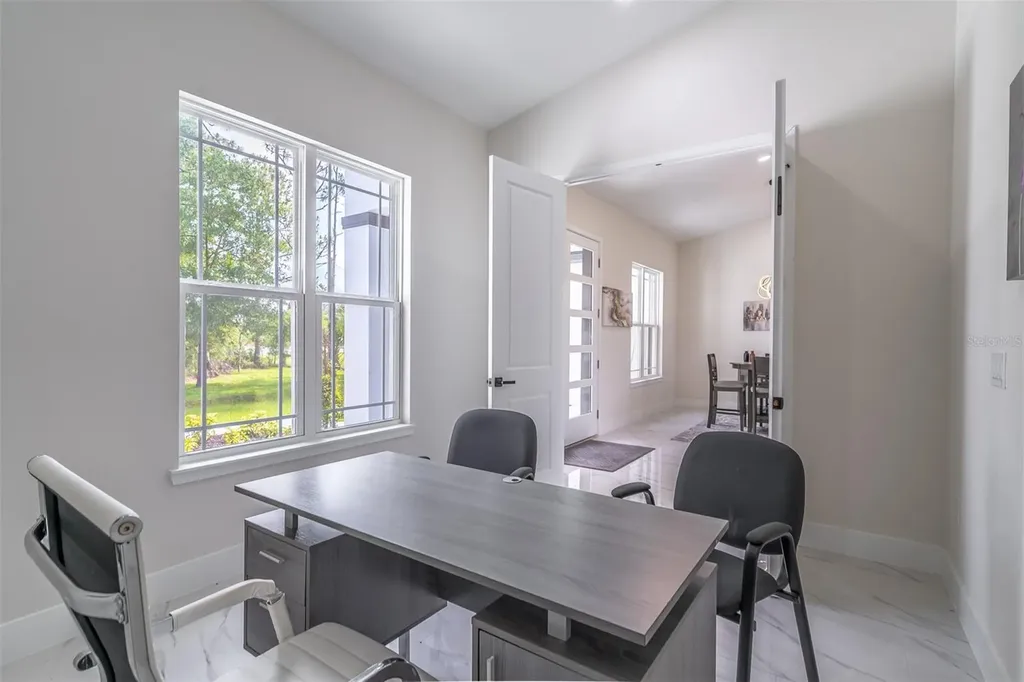 2943 Decker Avenue Orlando FL 32833