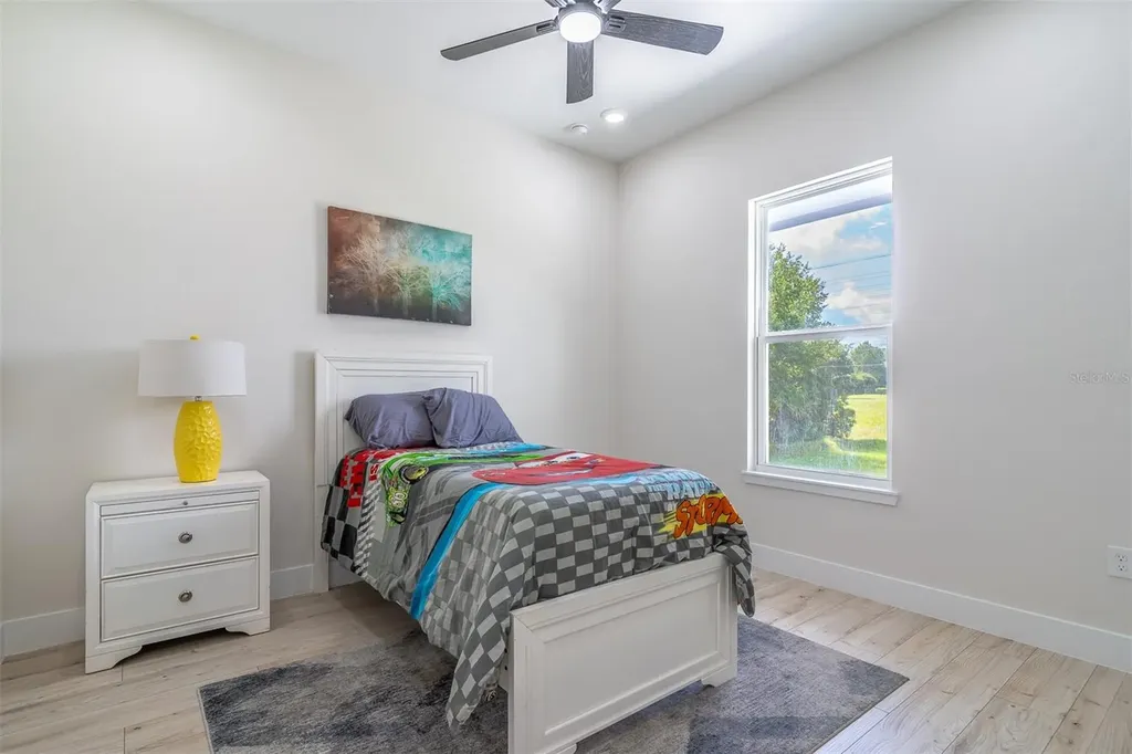 2943 Decker Avenue Orlando FL 32833