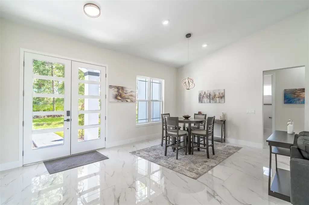 2943 Decker Avenue Orlando FL 32833