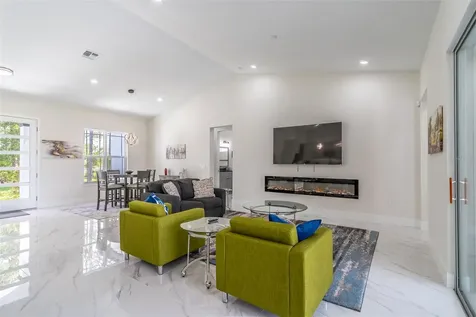2943 Decker Avenue Orlando FL 32833