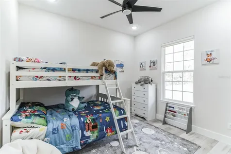 2943 Decker Avenue Orlando FL 32833
