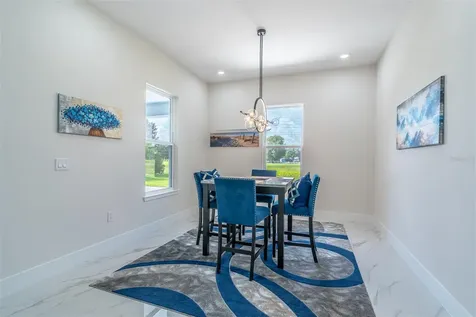 2943 Decker Avenue Orlando FL 32833
