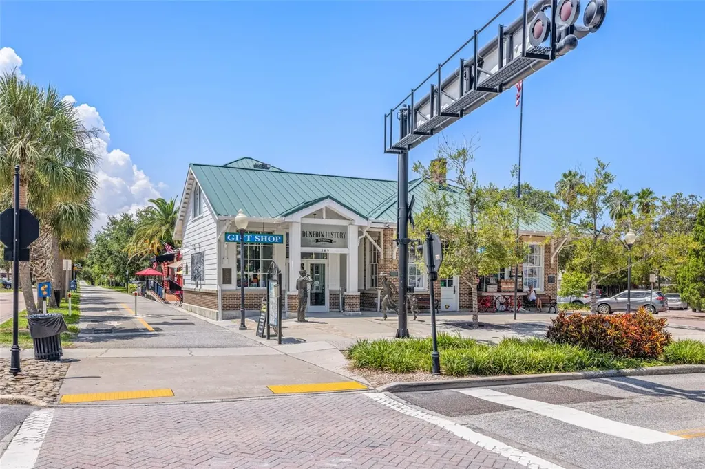 1370 Heather Ridge Boulevard Dunedin FL 34698