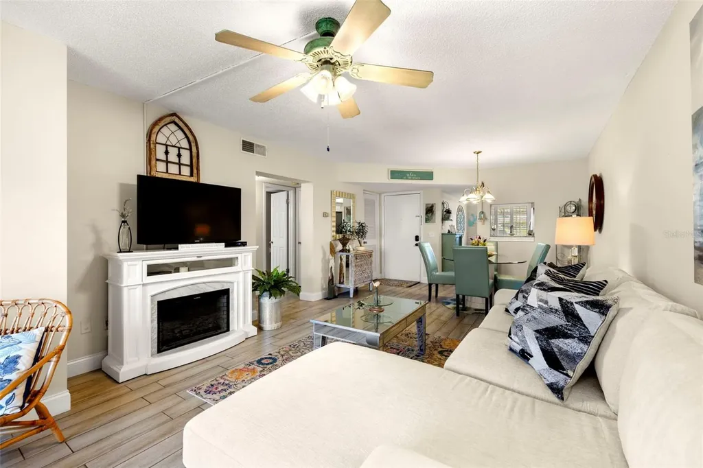 1370 Heather Ridge Boulevard Dunedin FL 34698