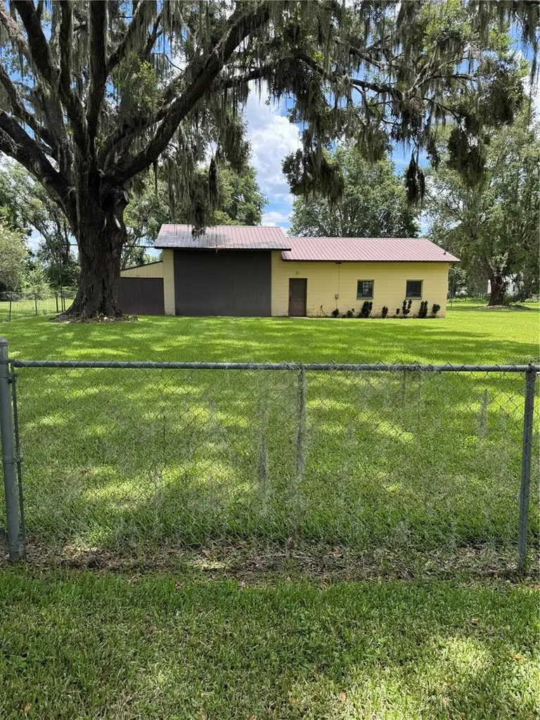 4106 Old Mulberry Road Plant City FL 33567