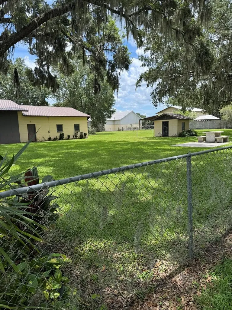 4106 Old Mulberry Road Plant City FL 33567