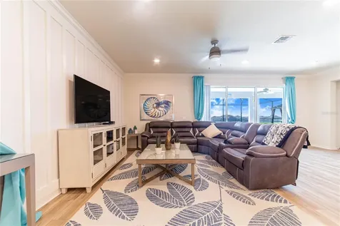 2090 Lelani Circle Davenport FL 33897