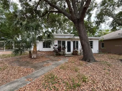 4050 Iris Street N St Petersburg FL 33703
